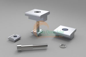 Kẹp giữa tấm pin năng lượng mặt trời