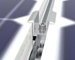 Hướng dẫn tính số lượng kẹp giữa và kẹp biên cần dùng cho hệ thống điện mặt trời